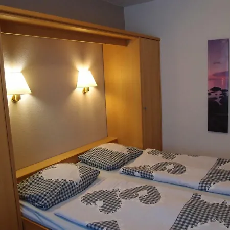 13 Im Haus Huehnergott - Mit Balkon In Toplage Sellin (Rugen)