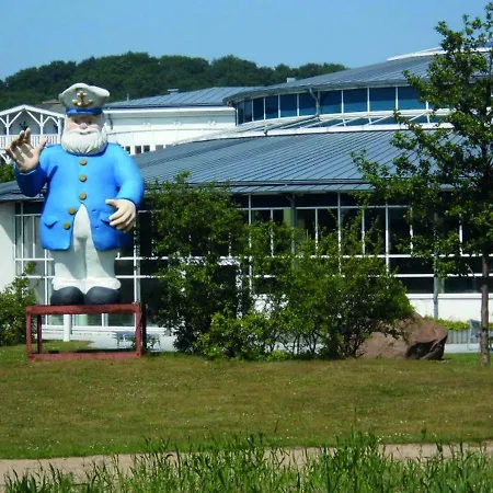 13 Haus Huehnergott * Sellin