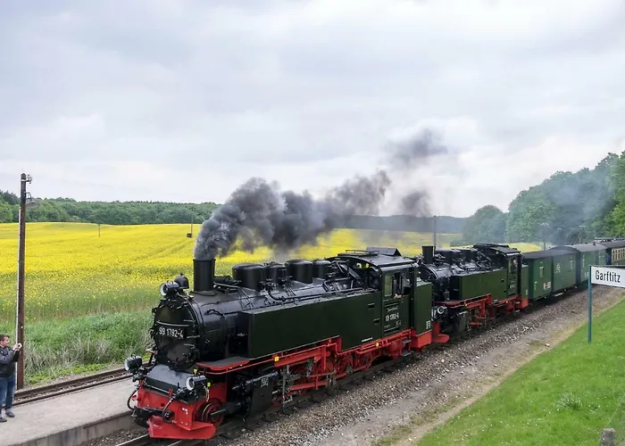 13 Haus Huehnergott * Sellin